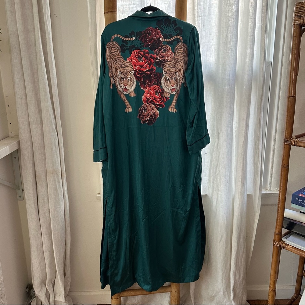 Emerald green tiger kimono